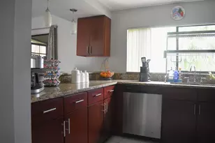 9209 Seminole Blvd, Seminole, FL 33772 - Photo 14