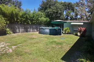 15402 Lake Magdalene Blvd, Tampa, FL 33613 - Photo 40