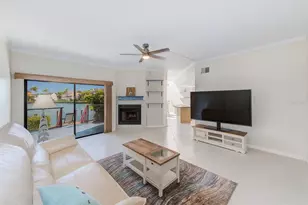 557 Pinellas Bayway S, Saint Petersburg, FL 33715 - Photo 4