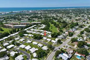 14023 94th Pl, Seminole, FL 33776 - Photo 28