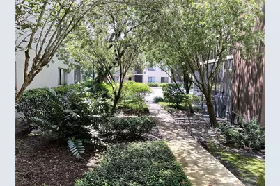 11703 Raintree Village Boulevard #B, Temple Terrace, FL 33617 - Photo 4