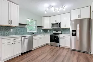215 Edgewood Dr, Bartow, FL 33830 - Photo 2