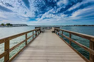 100 Bluff View Dr, Belleair Bluffs, FL 33770 - Photo 52