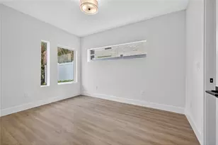 536 Dr Martin Luther King Jr Street S, Saint Petersburg, FL 33701 - Photo 10