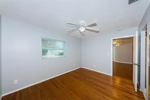 2110 57th Ave N, Saint Petersburg, FL 33714 - Photo 26