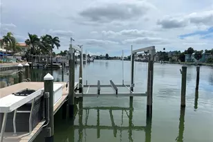 365 Capri Blvd, Treasure Island, FL 33706 - Photo 12