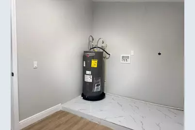 10118 Alambra Avenue, Tampa, FL 33619 - Photo 58