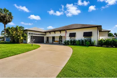 4091 13th Way NE, Saint Petersburg, FL 33703 - Photo 1