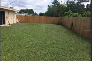 5415 3rd St W, Bradenton, FL 34207 - Photo 2