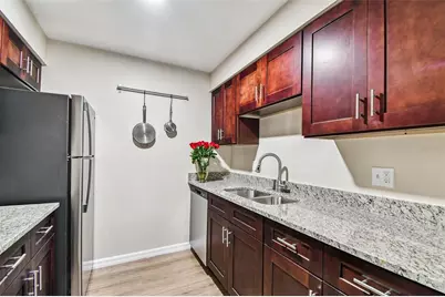 9115 Tudor Drive #E106, Tampa, FL 33615 - Photo 16
