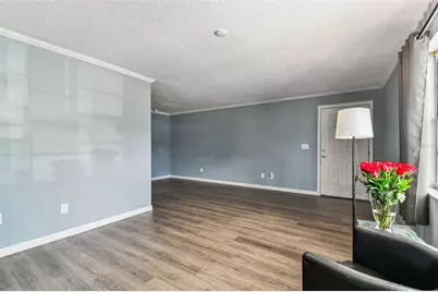 9115 Tudor Drive #E106, Tampa, FL 33615 - Photo 14