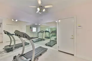 2115 Platinum Dr, Sun City Center, FL 33573 - Photo 42