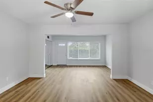 2351 Irish Ln, Clearwater, FL 33763 - Photo 10