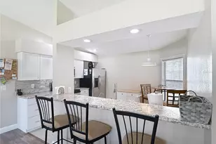 11205 Corey Pavin Ln, San Antonio, FL 33576 - Photo 8