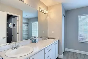 11205 Corey Pavin Ln, San Antonio, FL 33576 - Photo 14