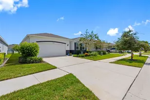 13207 Waterleaf Garden Cir, Riverview, FL 33579 - Photo 4