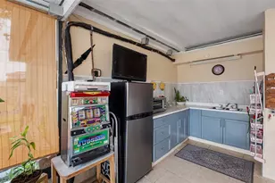 1715 W St John St, Tampa, FL 33607 - Photo 22