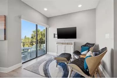 12404 Capri Circle N, Treasure Island, FL 33706 - Photo 26