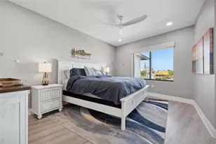 12404 Capri Cir N, Treasure Island, FL 33706 - Photo 24