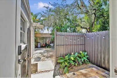 7502 Lakeside Boulevard, Tampa, FL 33614 - Photo 38