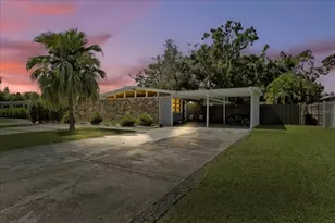 7502 Lakeside Blvd, Tampa, FL 33614 - Photo 1