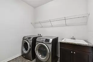 19314 Long Lake Ranch Blvd, Lutz, FL 33558 - Photo 16