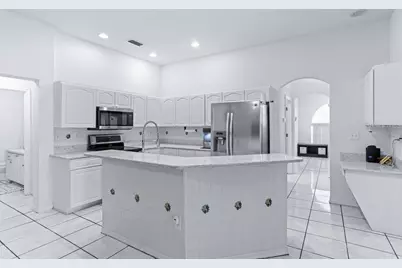 828 Innergary Place, Valrico, FL 33594 - Photo 4