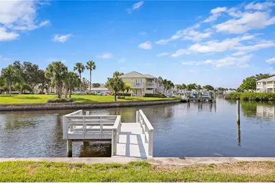 540 Dolphin Avenue SE, Saint Petersburg, FL 33705 - Photo 14