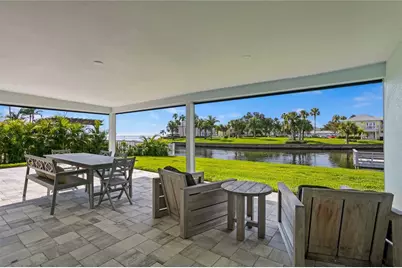 540 Dolphin Avenue SE, Saint Petersburg, FL 33705 - Photo 6