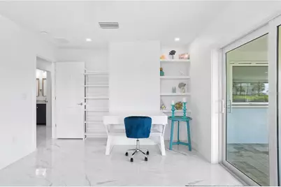 540 Dolphin Avenue SE, Saint Petersburg, FL 33705 - Photo 32