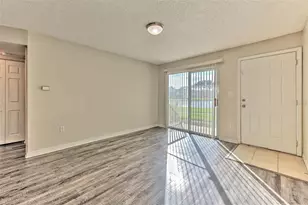 308 Lake Parsons Green, Brandon, FL 33511 - Photo 8