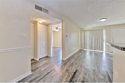 308 Lake Parsons Green #106, Brandon, FL 33511 - Photo 16