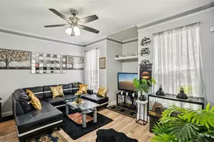 10505 Villa View Cir, Tampa, FL 33647 - Photo 4