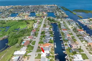 4003 Headsail Dr, New Port Richey, FL 34652 - Photo 44