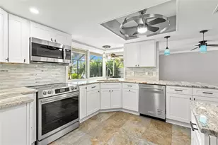 4003 Headsail Dr, New Port Richey, FL 34652 - Photo 16