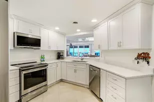 1310 Gulf Blvd, Clearwater Beach, FL 33767 - Photo 4