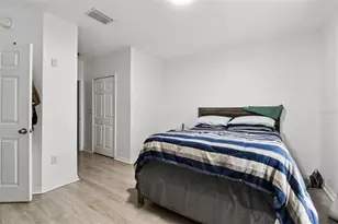 6449 Cypressdale Dr, Riverview, FL 33578 - Photo 16