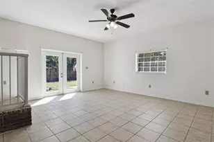 4117 E Sewaha St, Tampa, FL 33617 - Photo 12