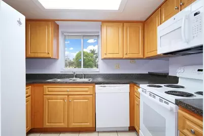 804 Antler Court, Brandon, FL 33511 - Photo 8