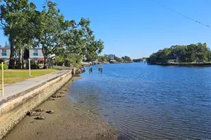 2424 W Tampa Bay Blvd, Tampa, FL 33607 - Photo 10