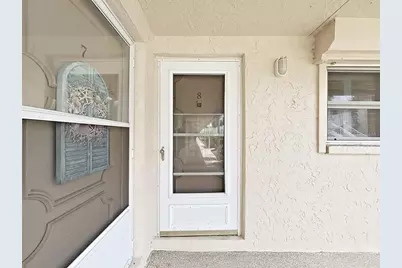 10038 62nd Terrace N #8, Saint Petersburg, FL 33708 - Photo 2