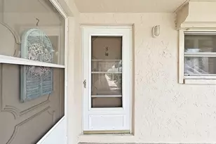 10038 62nd Terrace N, Saint Petersburg, FL 33708 - Photo 2