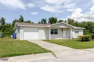 3611 Atlantis Dr, Holiday, FL 34691 - Photo 1