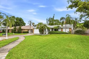 10975 96th St, Largo, FL 33773 - Photo 30