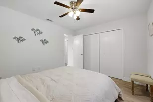 10975 96th St, Largo, FL 33773 - Photo 18