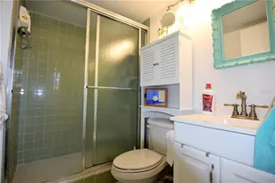 18304 Gulf Blvd, Redington Shores, FL 33708 - Photo 16