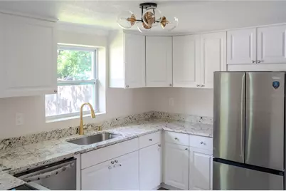 215 22nd Street W, Palmetto, FL 34221 - Photo 6