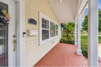 1300 N Farragut Drive N, Saint Petersburg, FL 33710 - Photo 2
