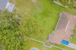 1003 N Bracewell Dr, Plant City, FL 33563 - Photo 6