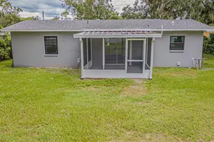 1003 N Bracewell Dr, Plant City, FL 33563 - Photo 12